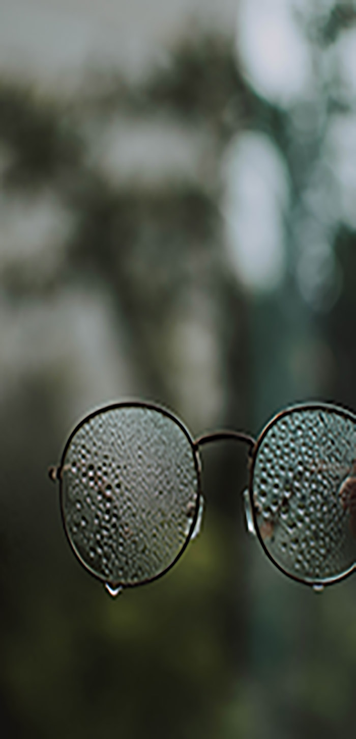 雨中的眼镜超清唯美小清新风格手机壁纸图片
