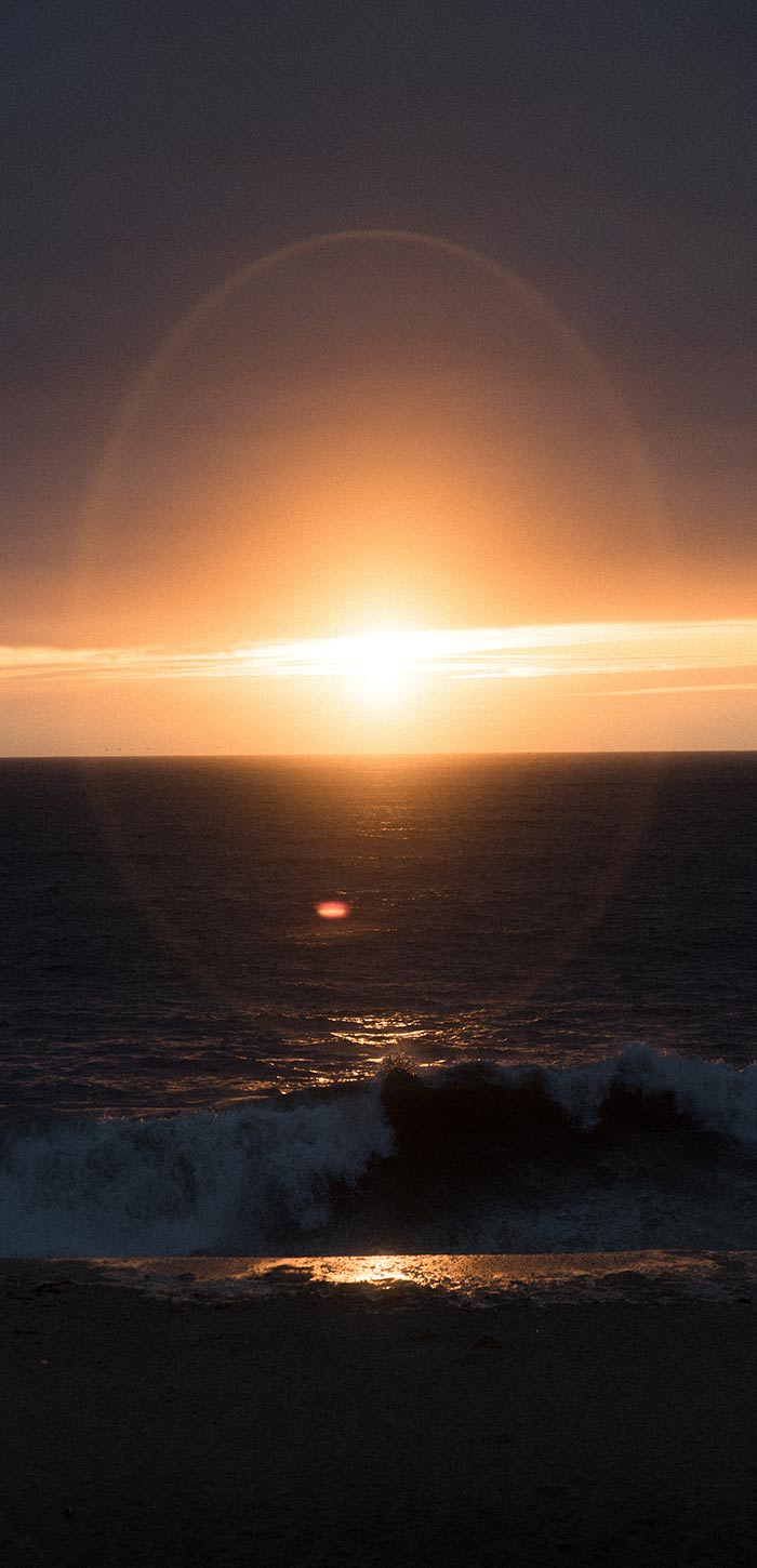 海面上的唯美落日高清手机壁纸图片
