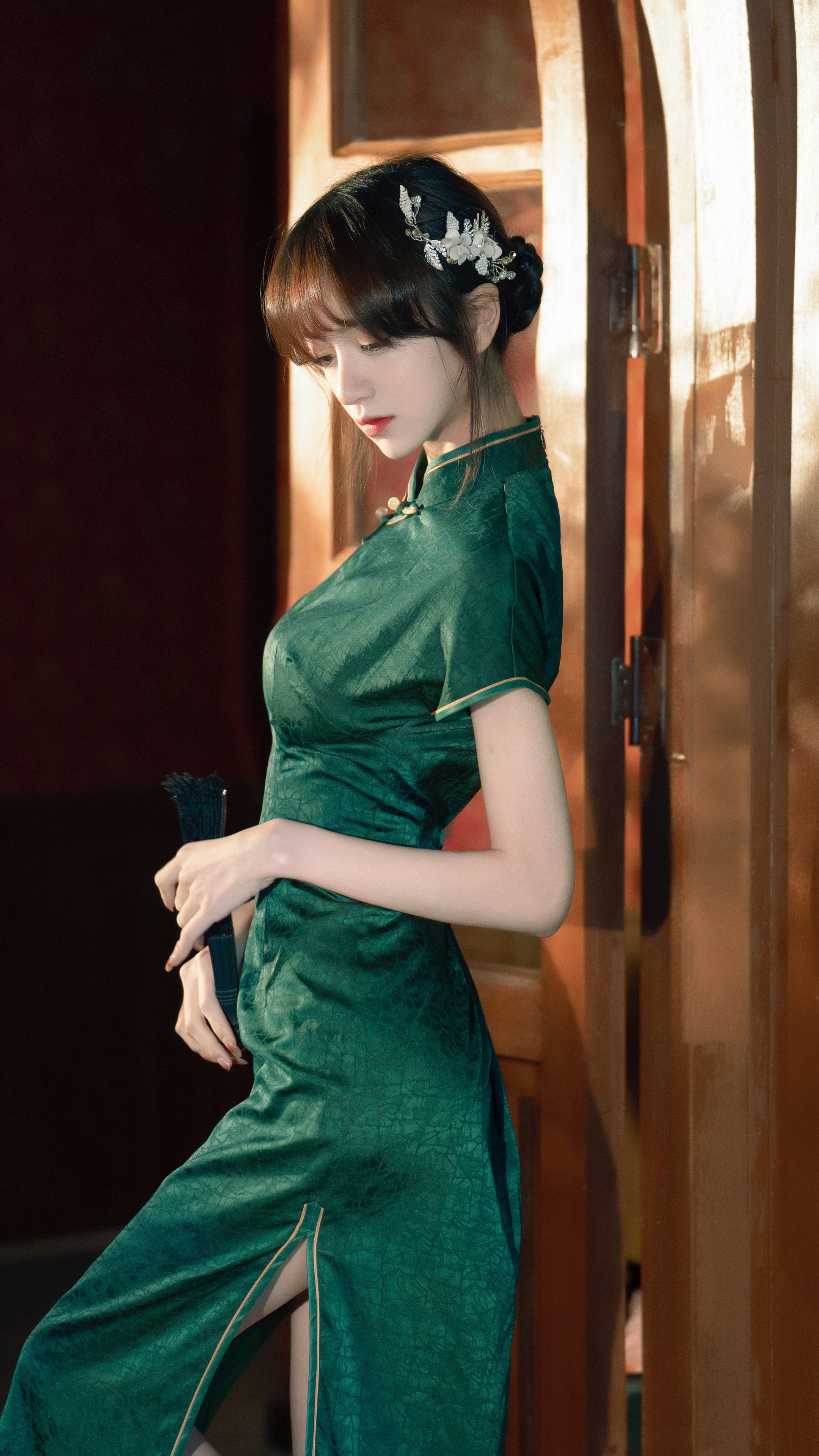 绿色旗袍藤原由纪