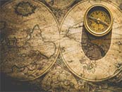 复古世界地图与指南针超清唯美桌面屏保图片