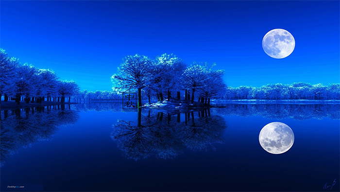 2018年中秋壁纸寒夜中平静湖泊上的月亮超清唯美图片