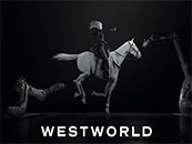 西部世界德洛麗絲騎馬海報圖片