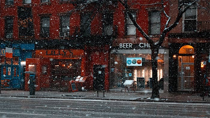 纷纷大雪中的城市街道超清唯美桌面壁纸图片