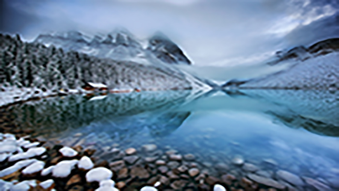 欧美唯美风格冬天的宁静湖泊超清桌面壁纸图片