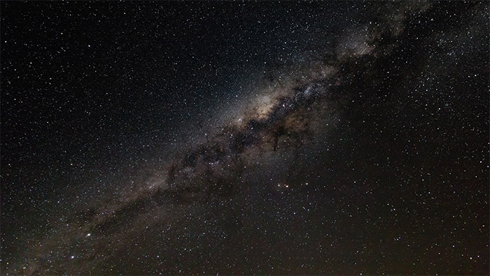 宇宙中的美丽银河超清唯美桌面壁纸图片