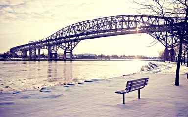 美丽如画的蓝水桥 Blue Water Bridge 壁纸（by bo0xVn）