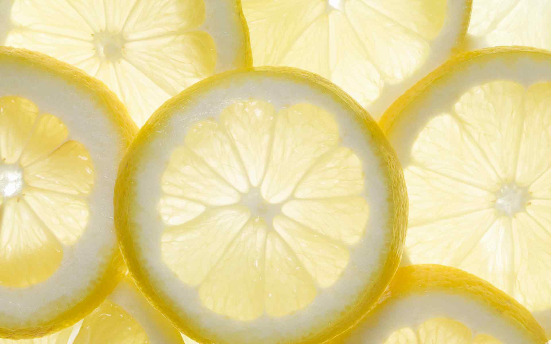 新鲜柠檬桌面壁纸
