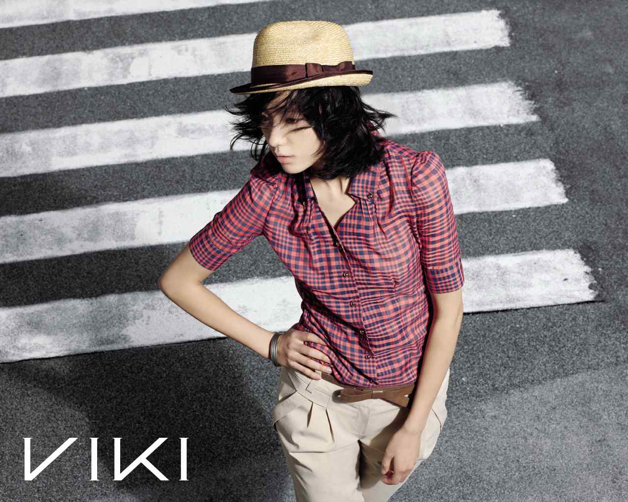ViKi韩国女装广告壁纸