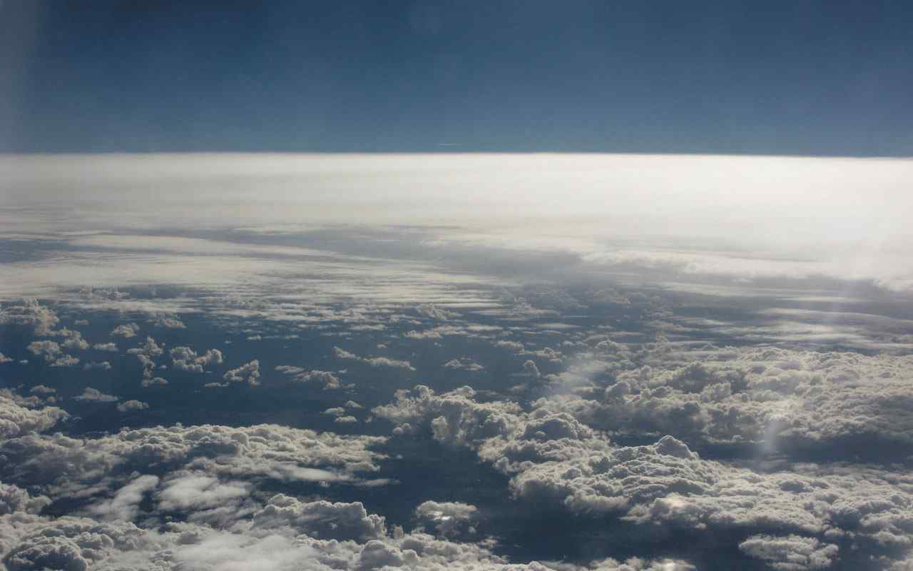 空中云海摄影壁纸