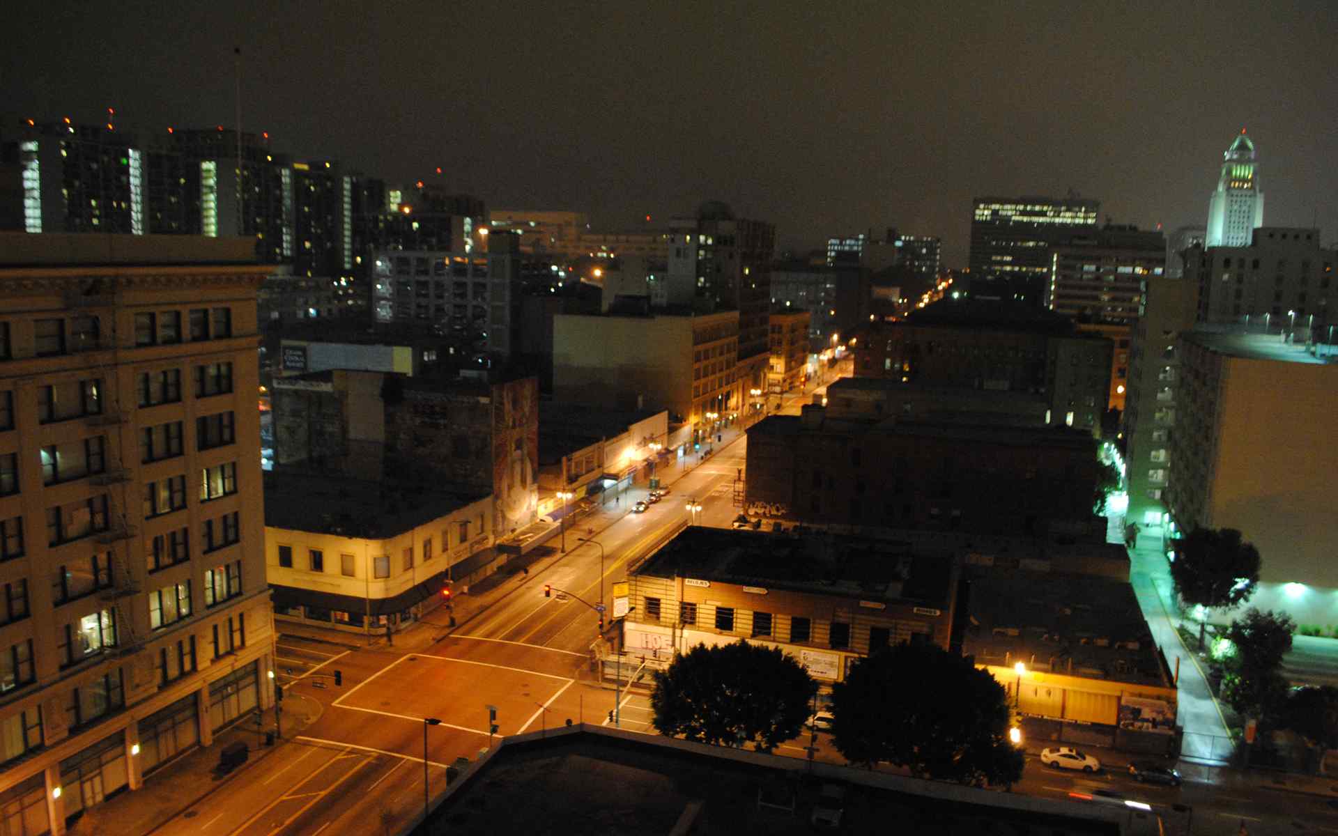 城市街道夜景壁纸