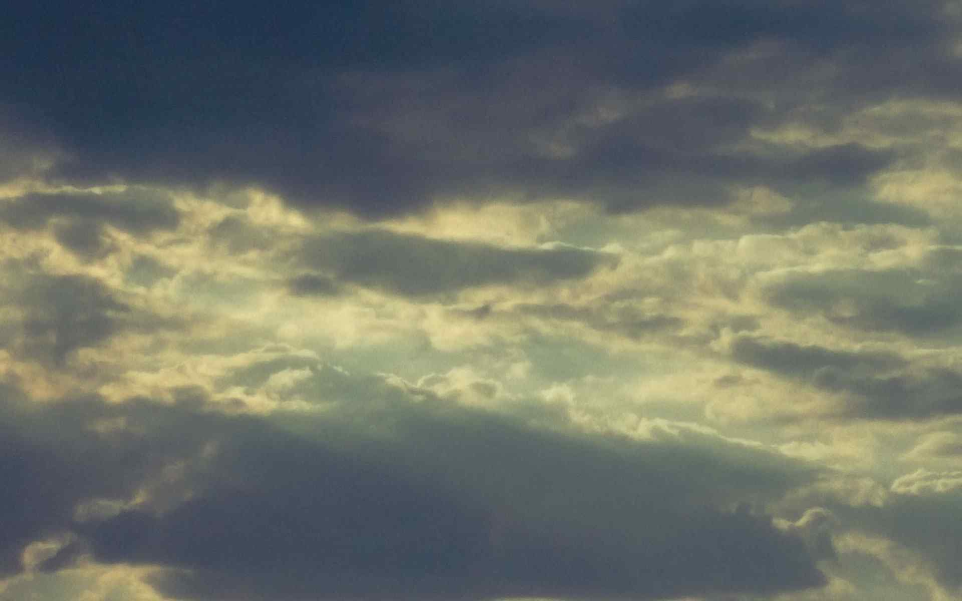 天空云彩摄影壁纸