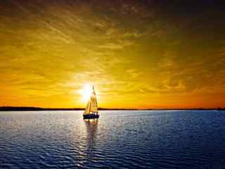 孤帆落日海面风景