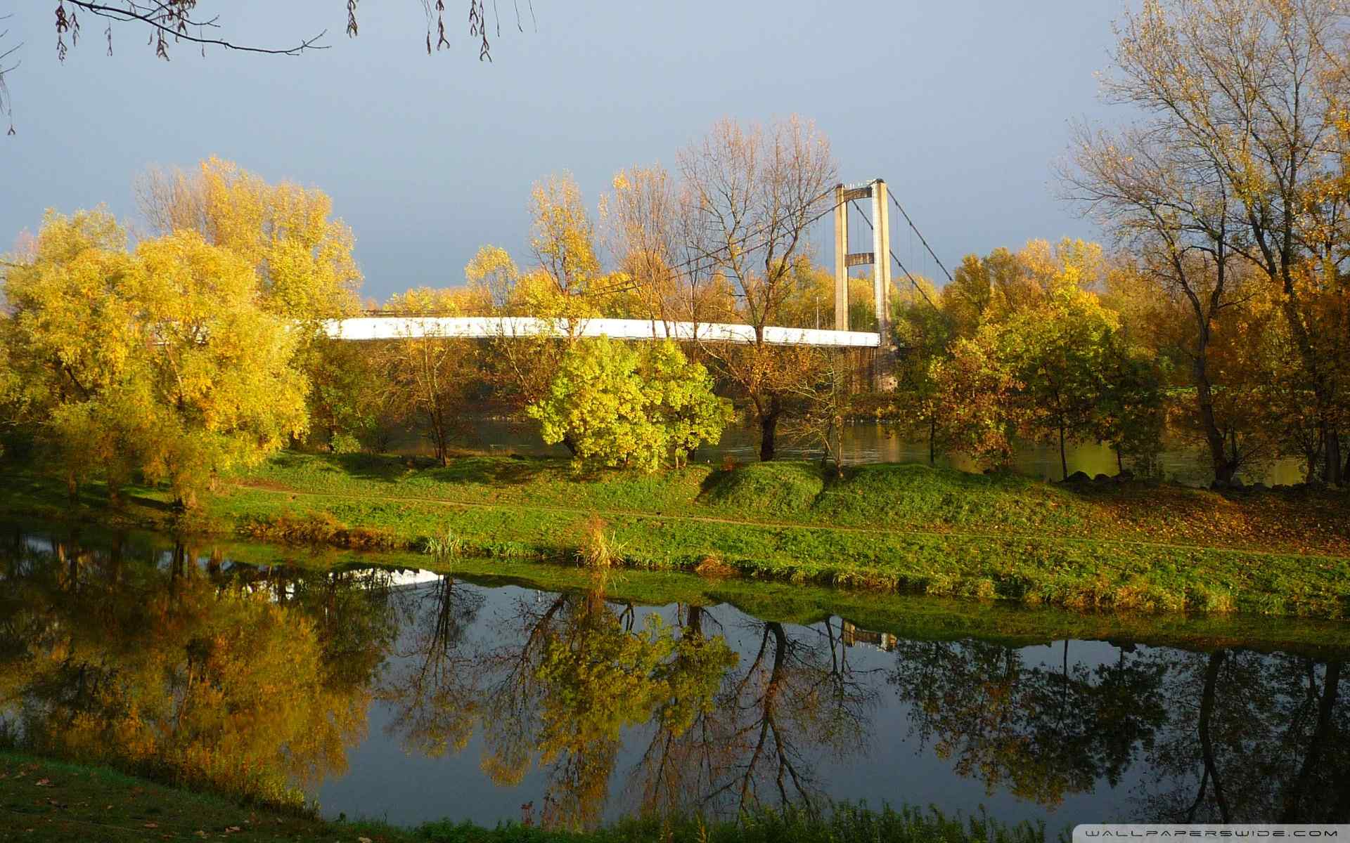 大桥横跨乡间小河摄影壁纸