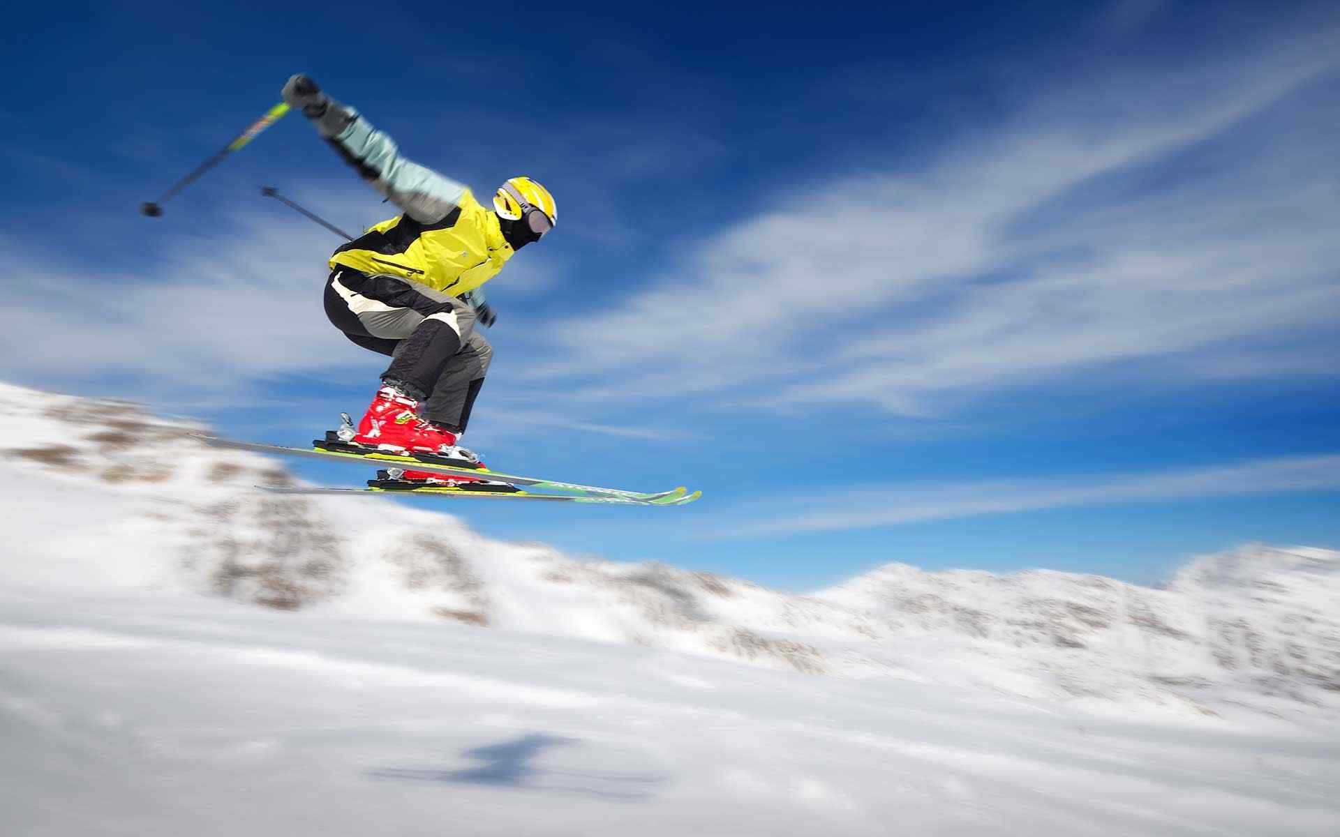 滑雪运动特写壁纸